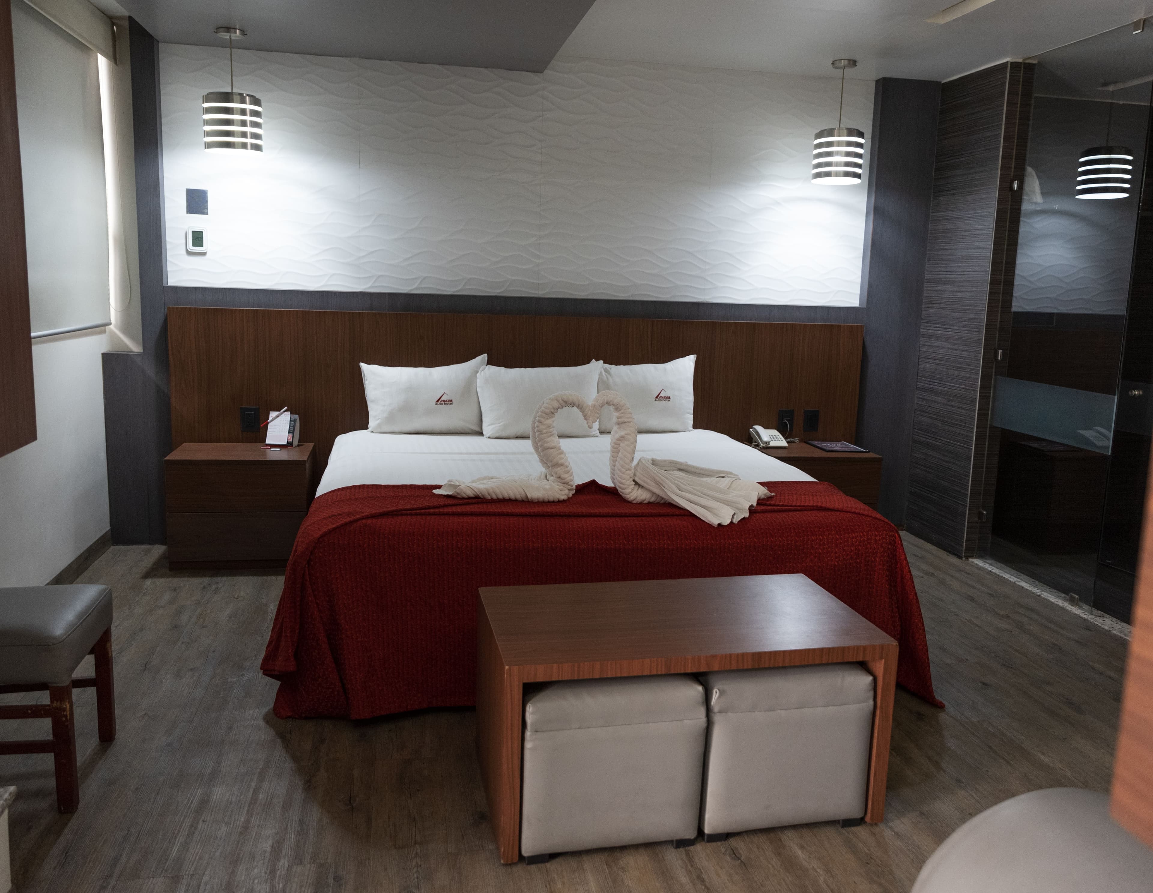 Master Suite Jacuzzi - Miniatura 2